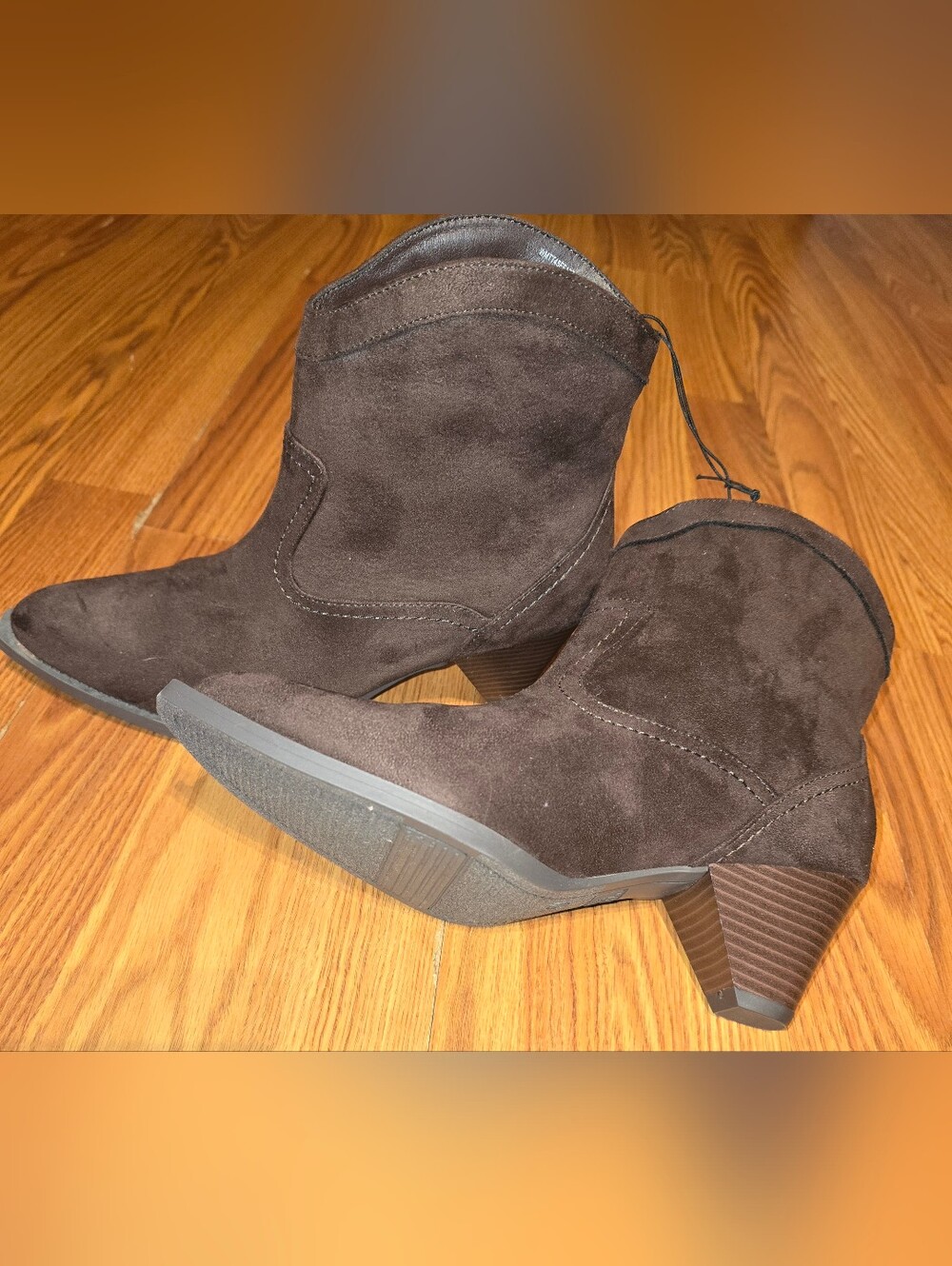 Time and Tru women's faux suede ankle booties